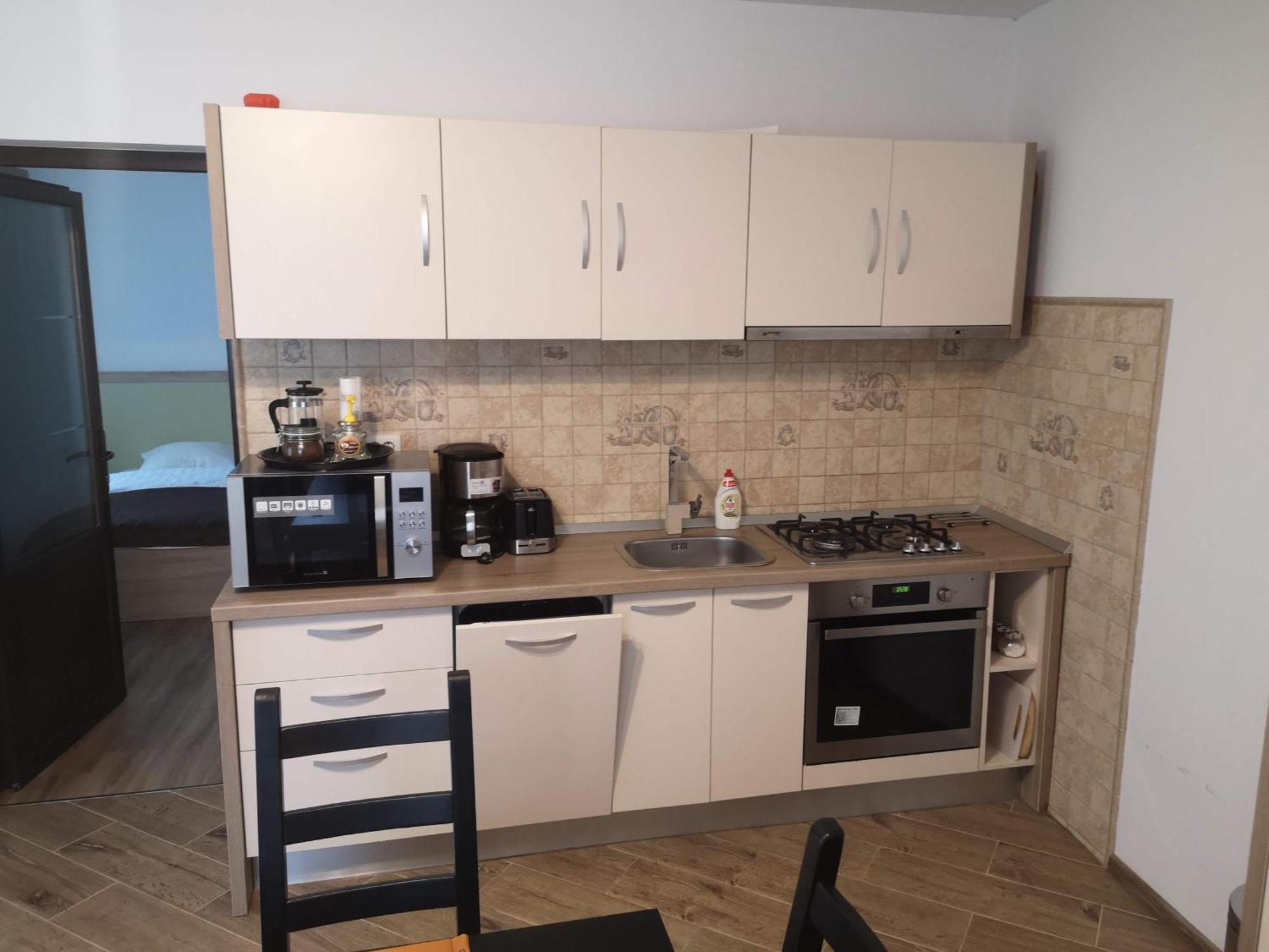 Eva'S Little House - Acasa La Taticul Albinelor Apartman Ósinka Kültér fotó